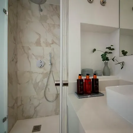 아파트 Serene Hideaway In Chiado 리스본