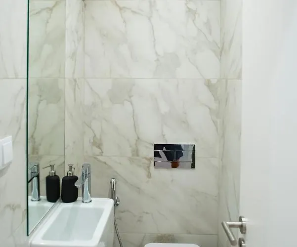 Serene Hideaway In Chiado شقة Lisboa