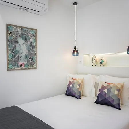 Serene Hideaway In Chiado